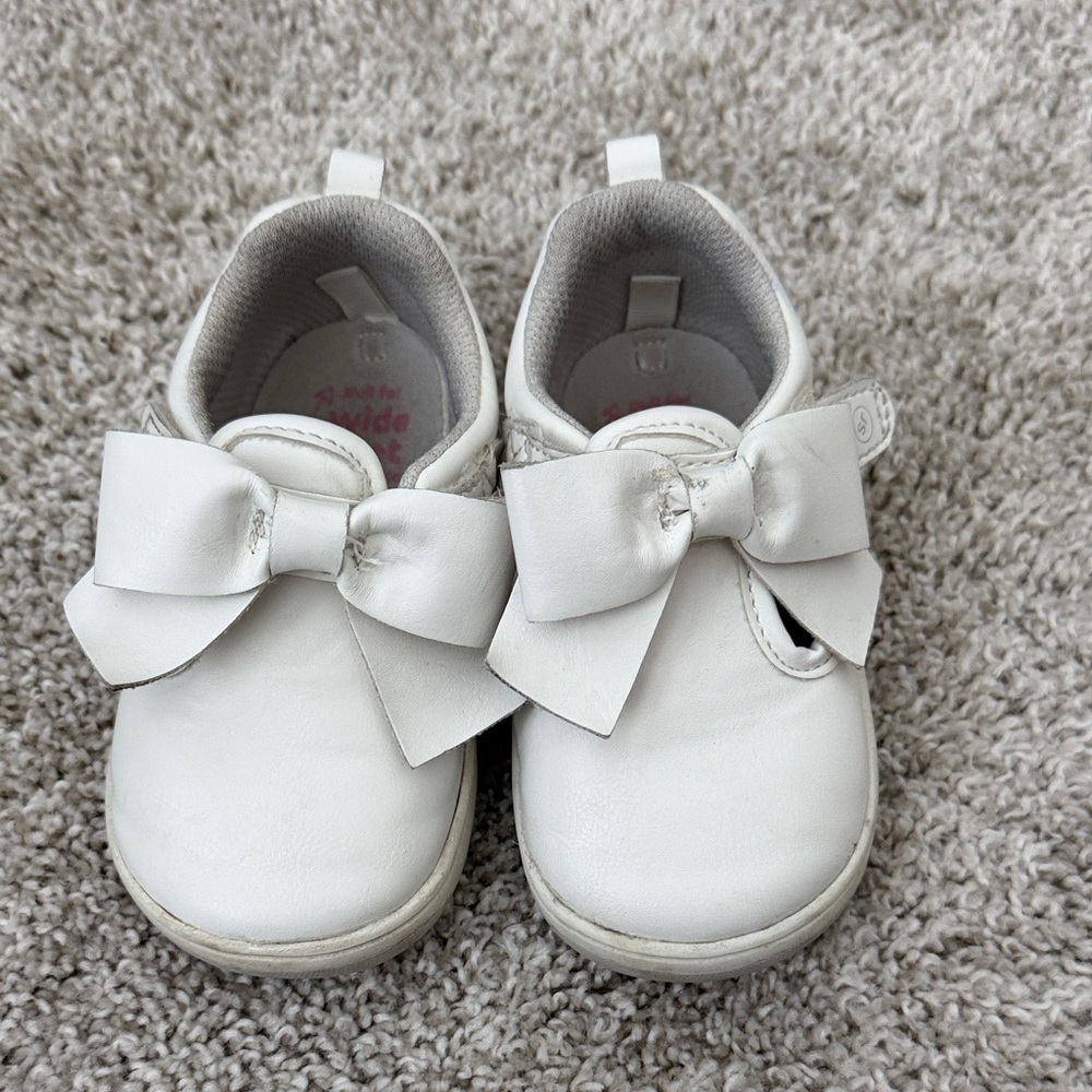 Stride Rite Kamila